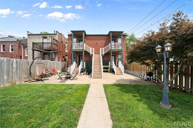 2100 Wyoming Street, St Louis, MO 63118