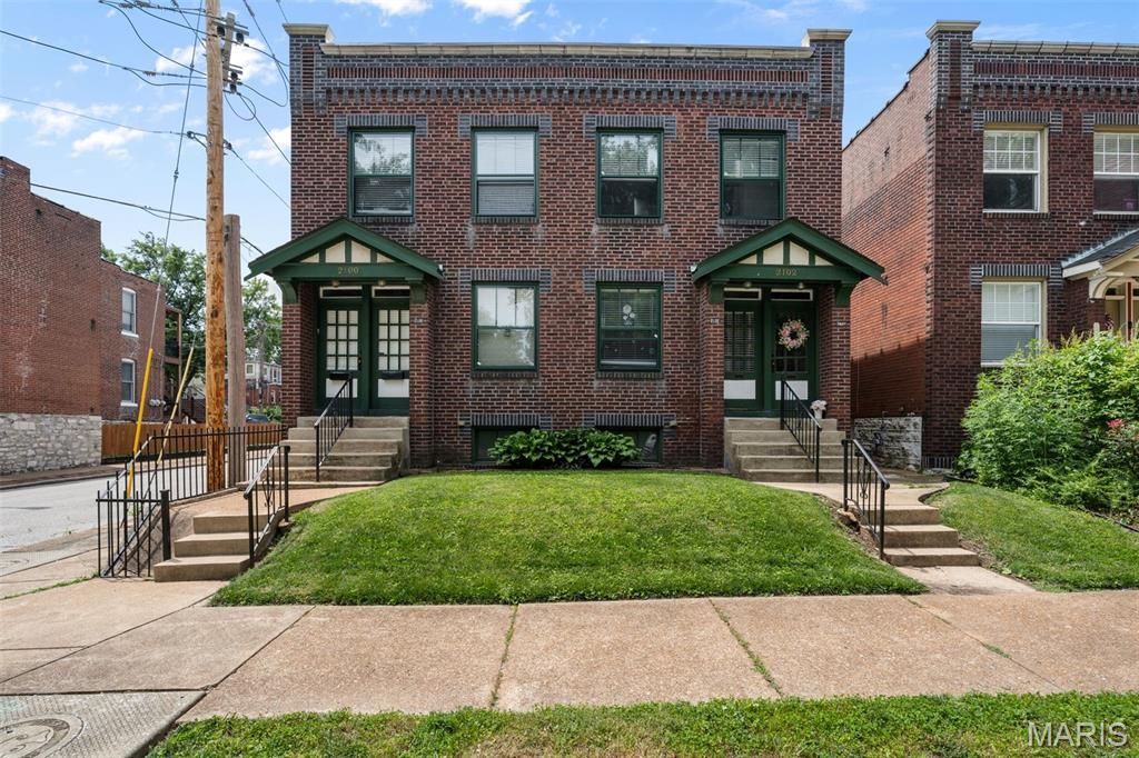 2100 Wyoming Street, St Louis, MO 63118