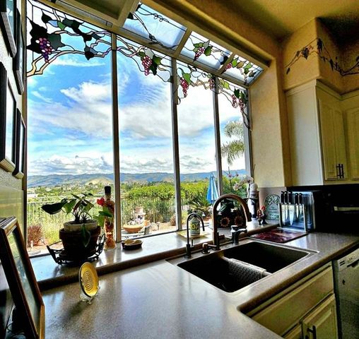 5000 Birkdale Way, San Jose, CA 95138