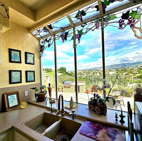 5000 Birkdale Way, San Jose, CA 95138