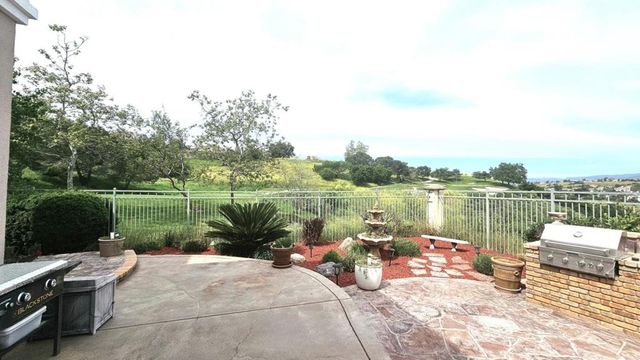 5000 Birkdale Way, San Jose, CA 95138