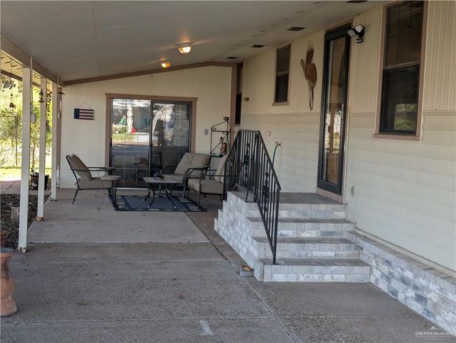 2303 Green Gate Circle E, Palmview, TX 78572