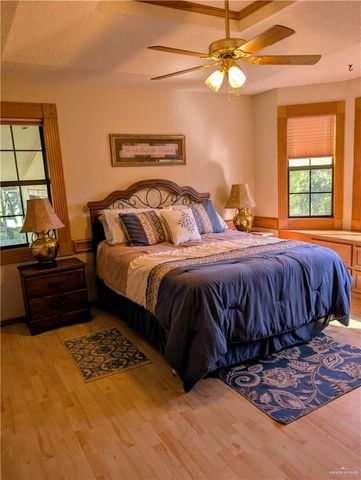2303 Green Gate Circle E, Palmview, TX 78572