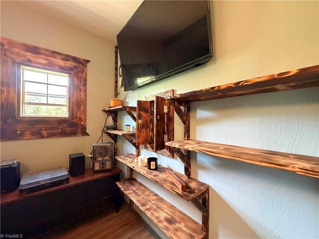 2668 Reedy Branch Road, Purlear, NC 28665