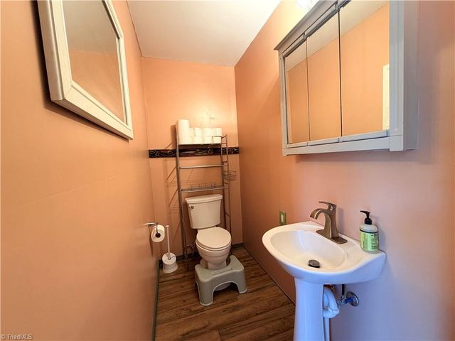 2668 Reedy Branch Road, Purlear, NC 28665