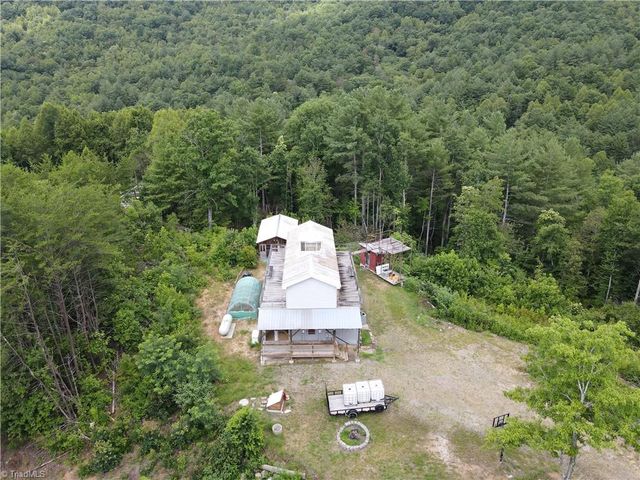 2668 Reedy Branch Road, Purlear, NC 28665