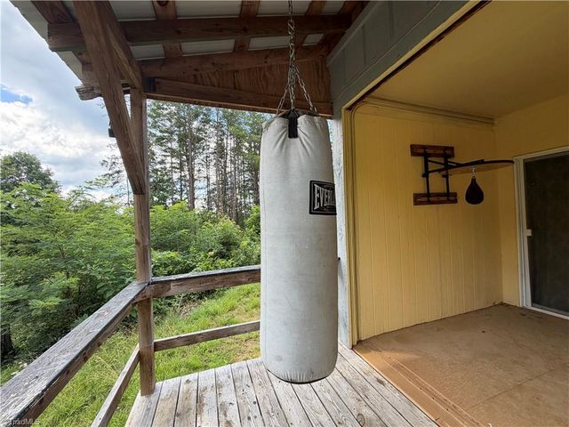 2668 Reedy Branch Road, Purlear, NC 28665