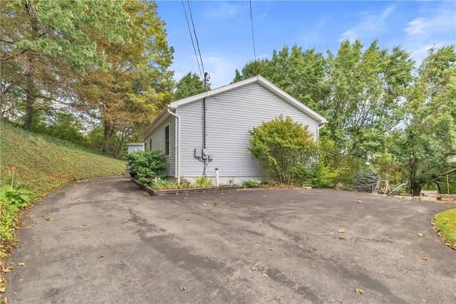 120 W Catherine St, Somerset Boro, PA 15501