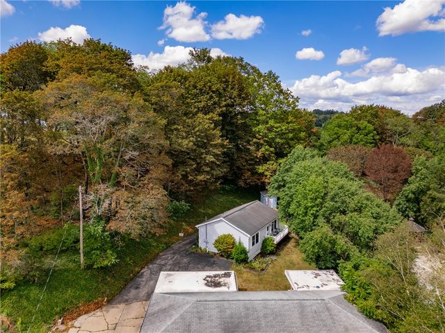 120 W Catherine St, Somerset Boro, PA 15501