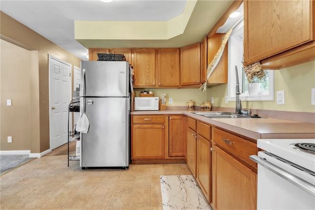 120 W Catherine St, Somerset Boro, PA 15501