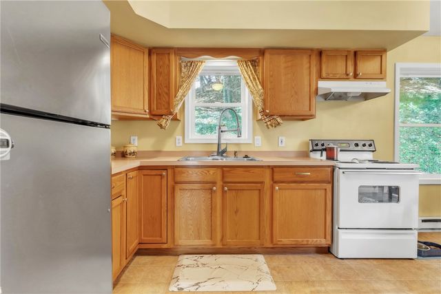 120 W Catherine St, Somerset Boro, PA 15501