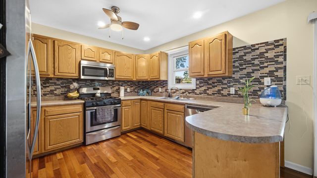 3031 Huntington Street, Hobart, IN 46342