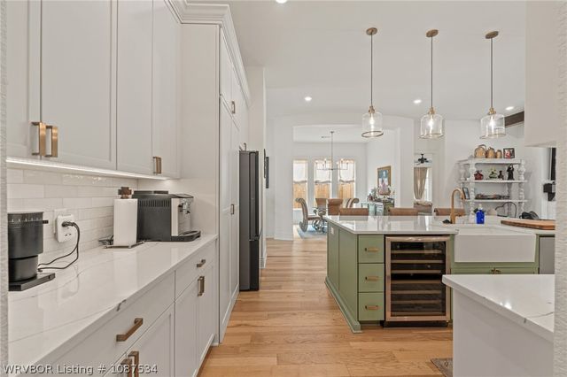 7008 Stonebrook Drive, Fort Smith, AR 72916