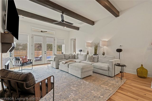 7008 Stonebrook Drive, Fort Smith, AR 72916