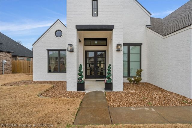 7008 Stonebrook Drive, Fort Smith, AR 72916