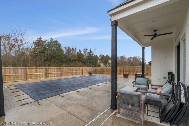 7008 Stonebrook Drive, Fort Smith, AR 72916
