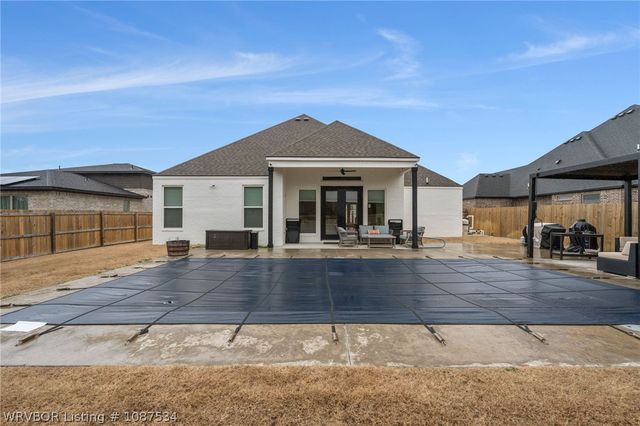 7008 Stonebrook Drive, Fort Smith, AR 72916