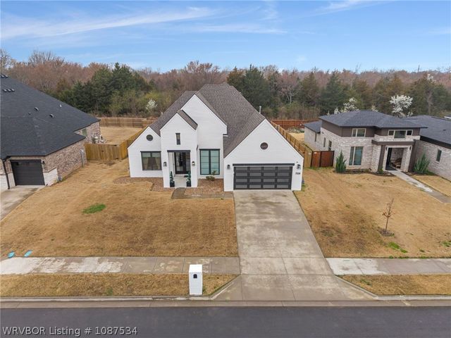 7008 Stonebrook Drive, Fort Smith, AR 72916