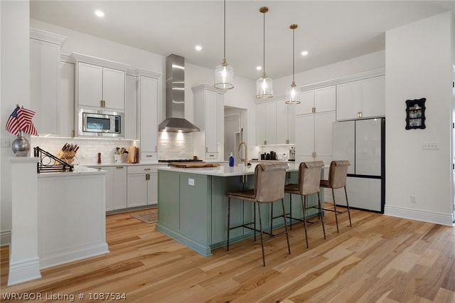 7008 Stonebrook Drive, Fort Smith, AR 72916