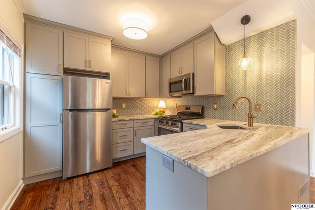 5031 Charles Street, Omaha, NE 68132