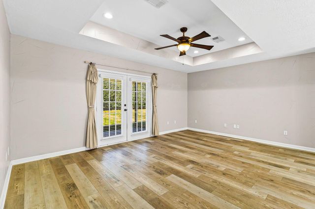 195 Oak Valley, Livingston, TX 77351