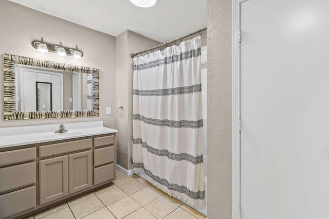 195 Oak Valley, Livingston, TX 77351