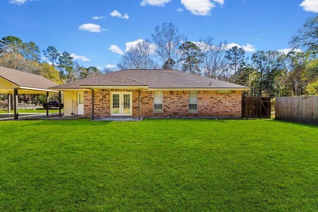 195 Oak Valley, Livingston, TX 77351