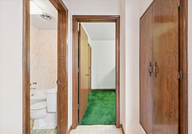 22577 WESTON Avenue, Underwood, IA 51576
