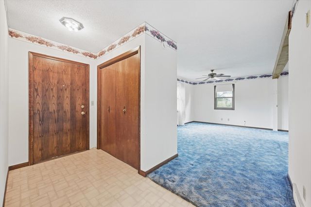 22577 WESTON Avenue, Underwood, IA 51576