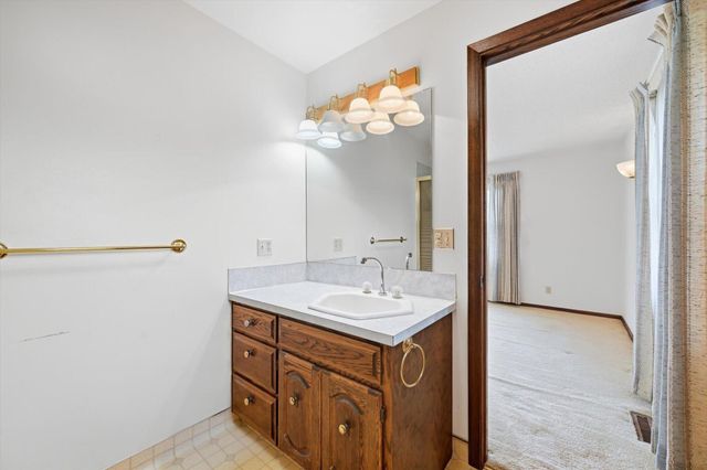 22577 WESTON Avenue, Underwood, IA 51576
