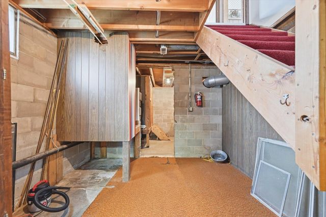 22577 WESTON Avenue, Underwood, IA 51576