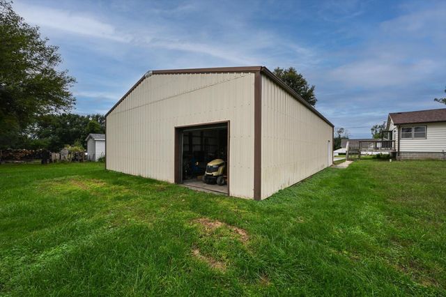 22577 WESTON Avenue, Underwood, IA 51576