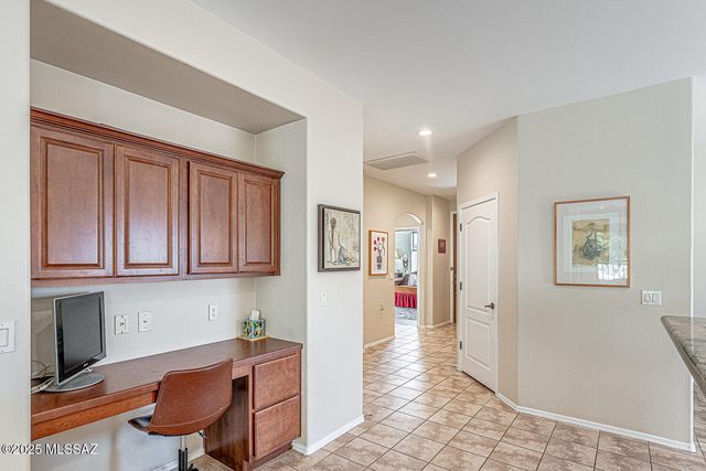 2980 S Royal Aberdeen Loop, Green Valley, AZ 85614