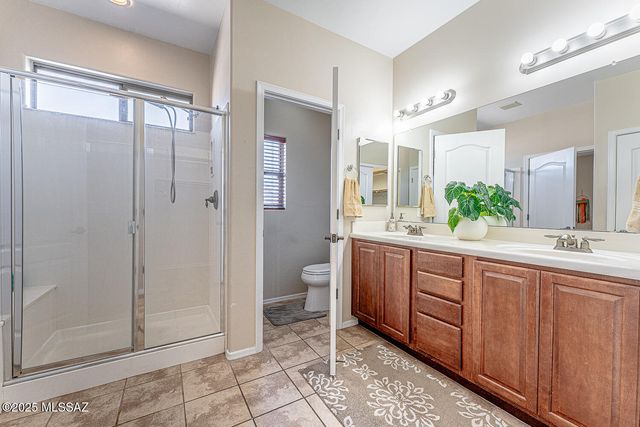 2980 S Royal Aberdeen Loop, Green Valley, AZ 85614