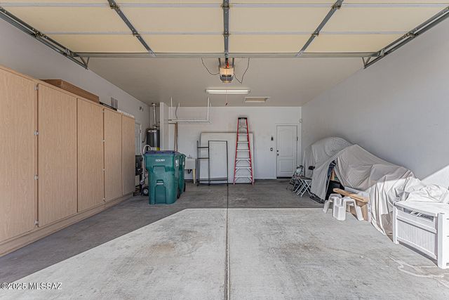 2980 S Royal Aberdeen Loop, Green Valley, AZ 85614