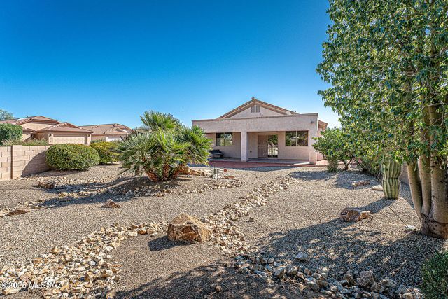 2980 S Royal Aberdeen Loop, Green Valley, AZ 85614