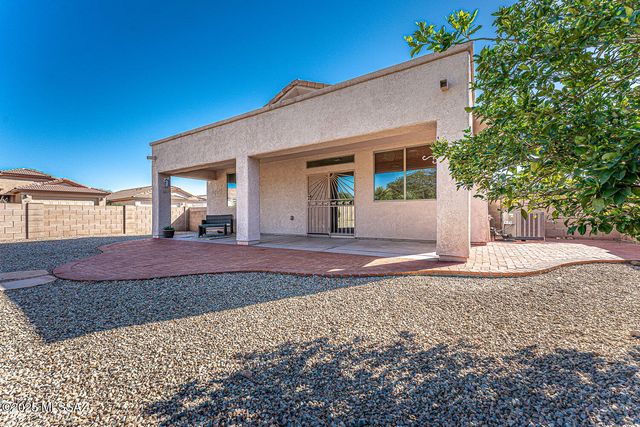 2980 S Royal Aberdeen Loop, Green Valley, AZ 85614