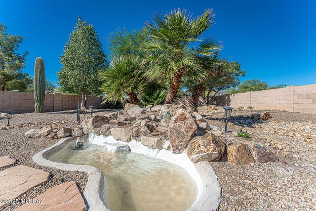 2980 S Royal Aberdeen Loop, Green Valley, AZ 85614