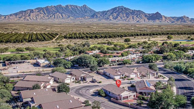 2980 S Royal Aberdeen Loop, Green Valley, AZ 85614