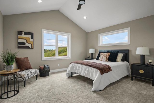 1422 Stonehaven Drive, Sun Prairie, WI 53590