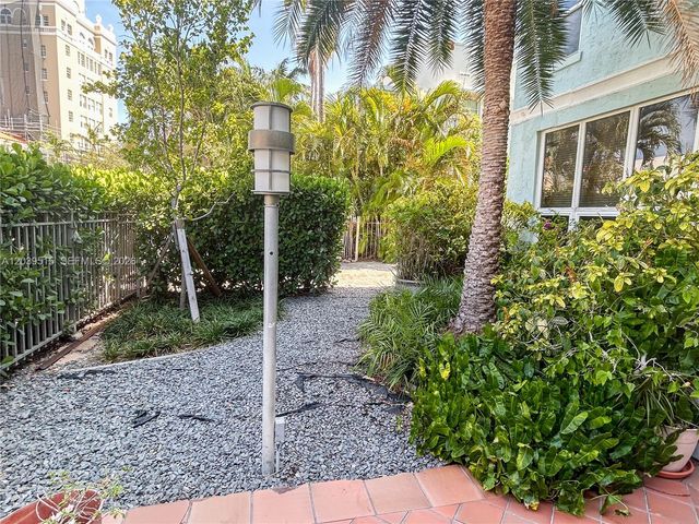 1218 Drexel Avenue 204, Miami Beach, FL 33139