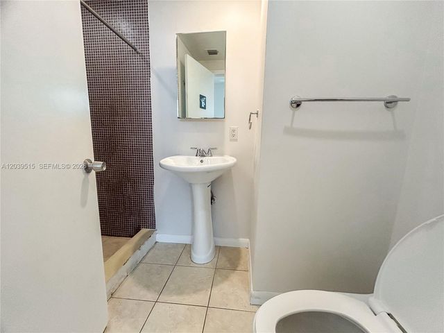 1218 Drexel Avenue 204, Miami Beach, FL 33139