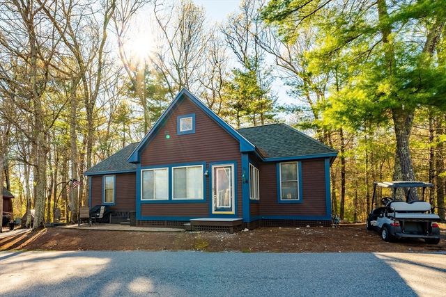 14 Whispering Pines Rd 14, Westford, MA 01886