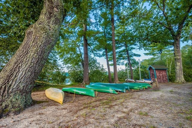 14 Whispering Pines Rd 14, Westford, MA 01886