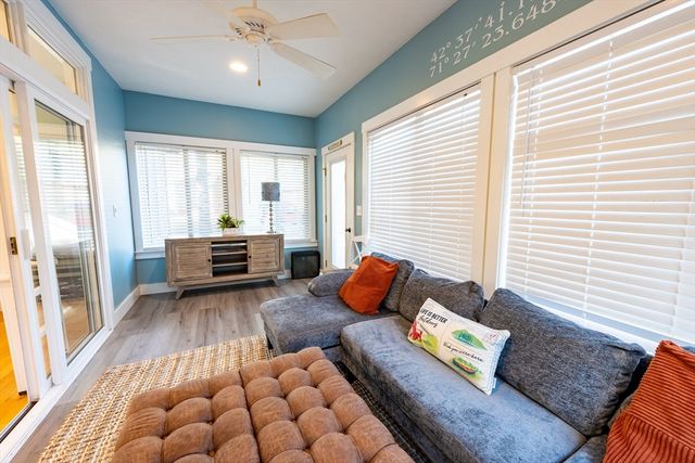 14 Whispering Pines Rd 14, Westford, MA 01886