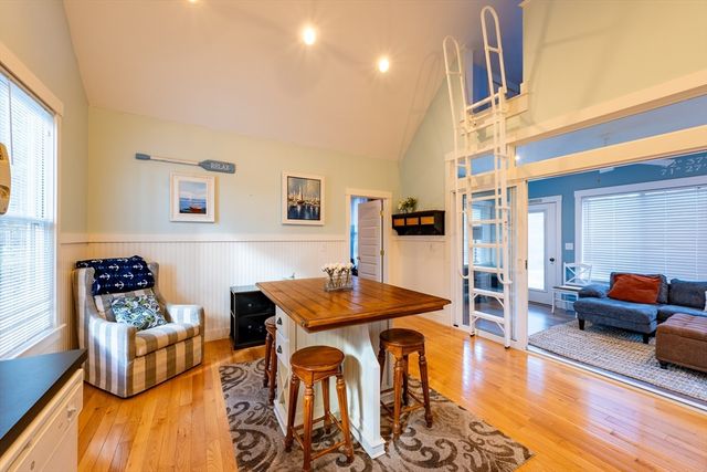 14 Whispering Pines Rd 14, Westford, MA 01886