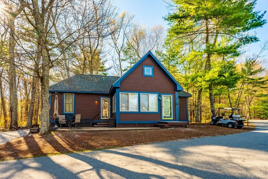 14 Whispering Pines Rd 14, Westford, MA 01886