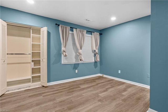 321 Hospital DR, Virginia Beach, VA 23452