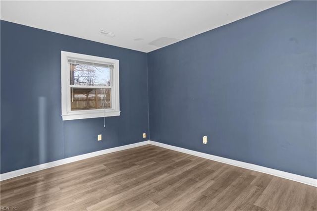 321 Hospital DR, Virginia Beach, VA 23452