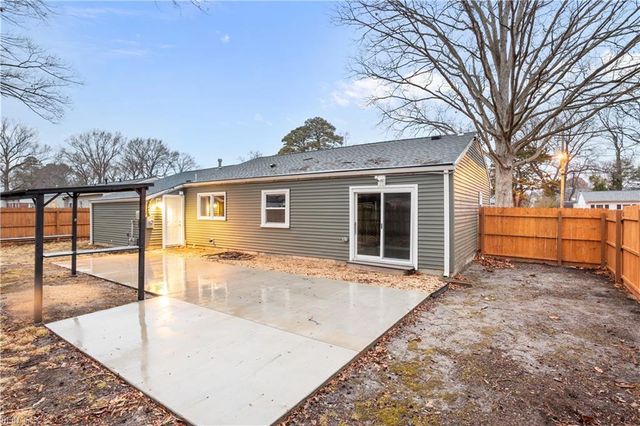 321 Hospital DR, Virginia Beach, VA 23452